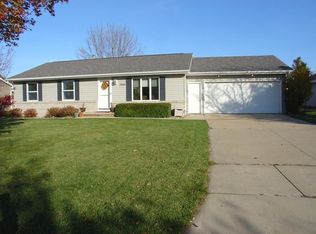 2920 S Kernan Ave, Appleton, WI 54915