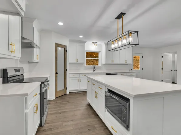 500 Difficult Rd Lot 3, Pleasant Shade, TN 37145