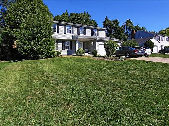 2nd image of 200 N Rose Dr