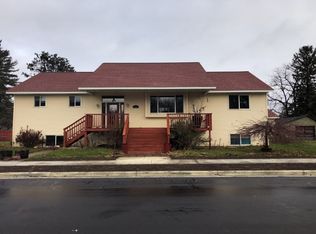 1107 W Main St, Cameron, WI 54822