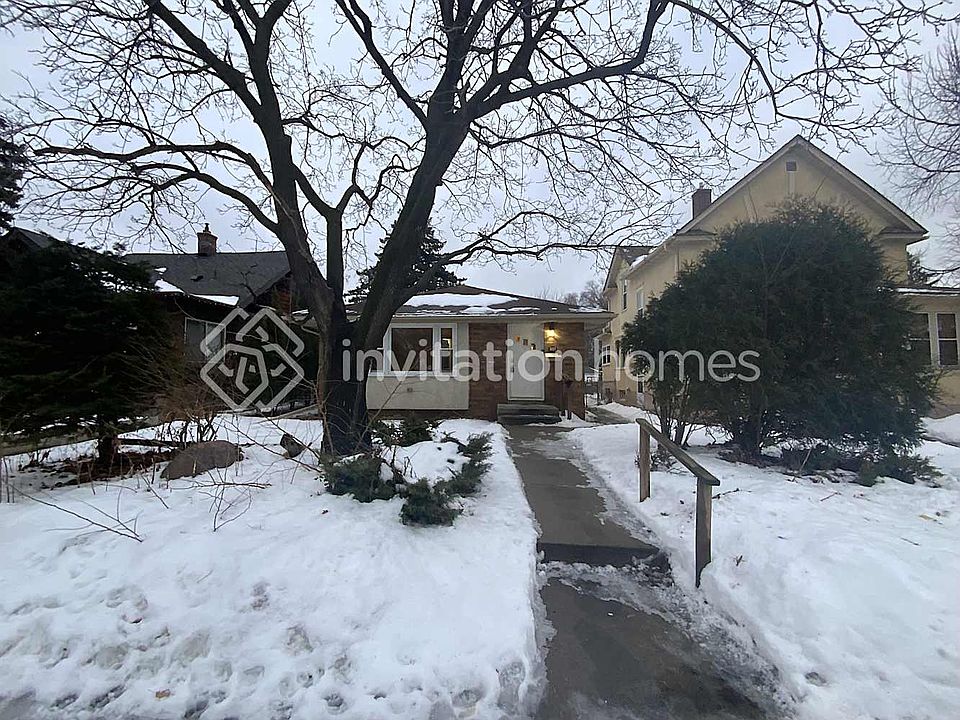 1st image of 3227 34th Ave S