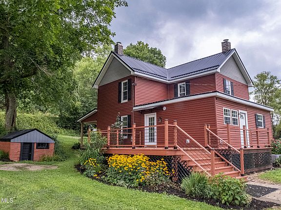 5th image of 534 Ambrose Rd