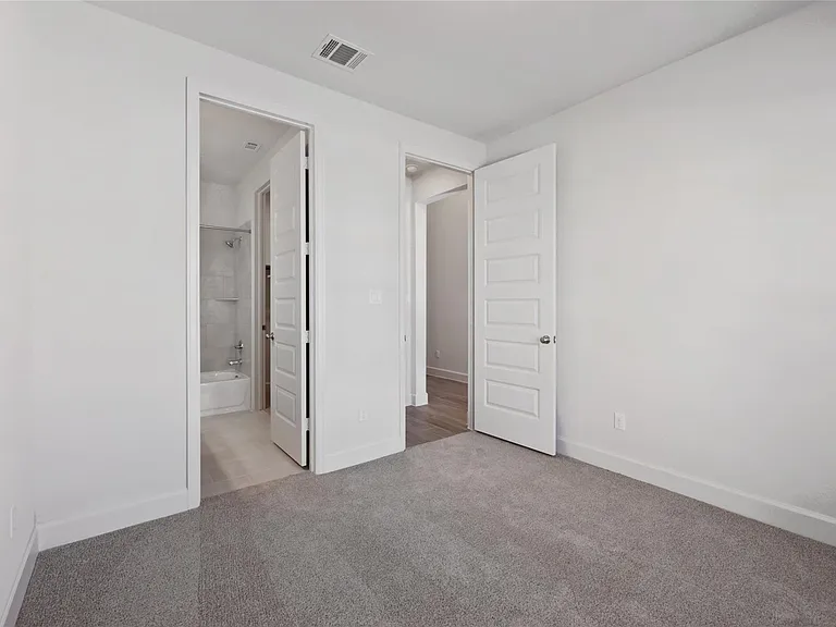 127 Plumbago Loop — Photo 19