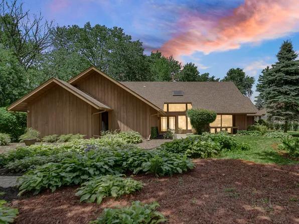 406 Wilderness Dr, Schererville, IN 46375