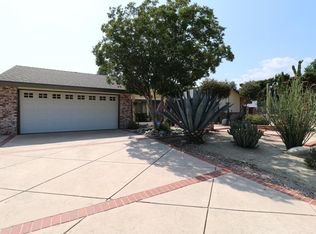 1815 Roanoke Rd, Claremont, CA 91711
