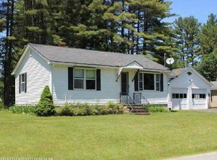 27 Pine St, Norridgewock, ME 04957