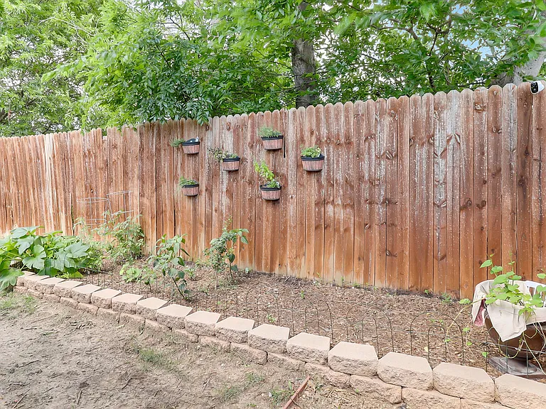 1713 Megan Creek Dr — Photo 29