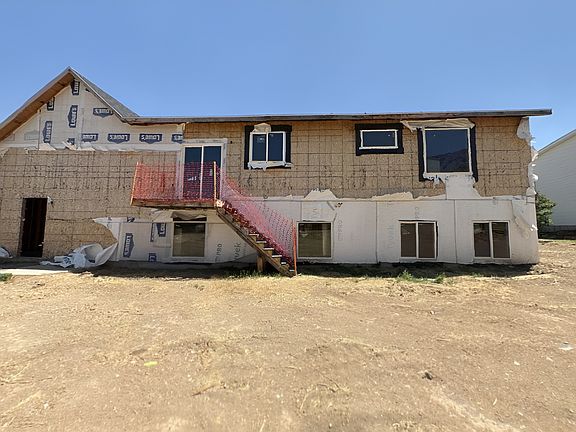 4th image of 1551 N Hilltop Dr W