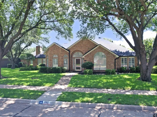 2902 Live Oak Dr, Rowlett, TX 75088