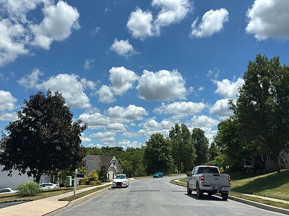5th image of 5013 Overlook Pointe