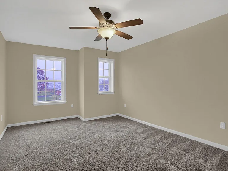 32 Parker Spring Ave — Photo 10