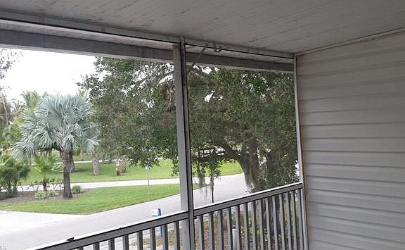 3rd image of 850 San Carlos Dr