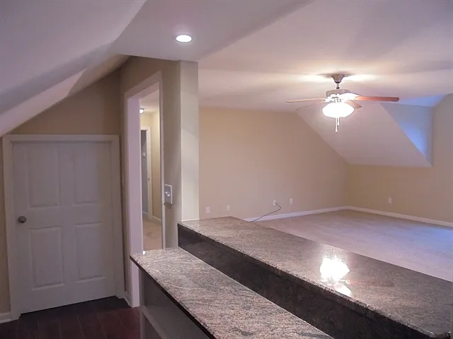 5600 Gateswalk Ln — Photo 18