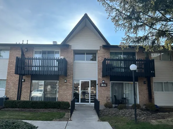 16A Kingery Quarter APT 204, Willowbrook, IL 60527