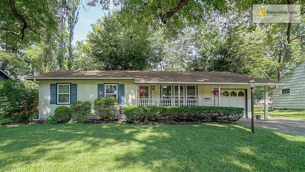 8914 Lowell Ave, Overland Park, KS 66212 Zillow