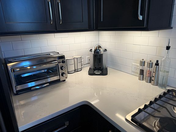 3rd image of 1005 Kirkland Cir SE