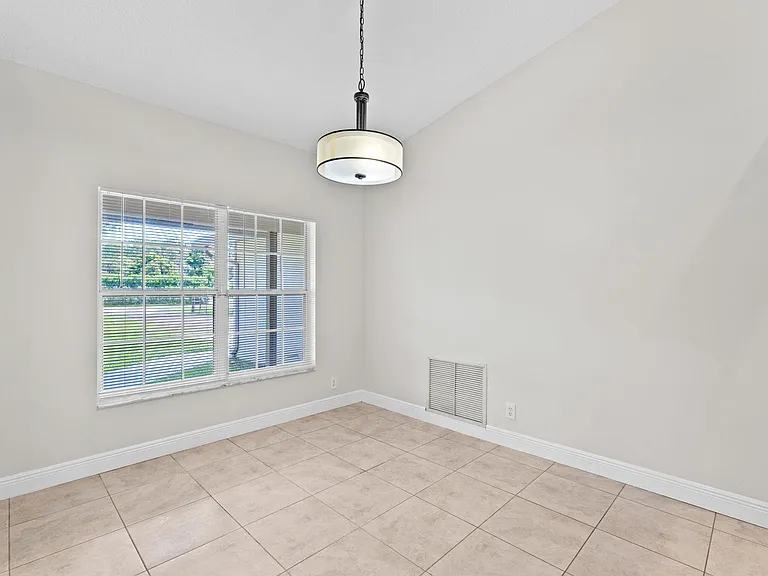 16628 Valencia Blvd — Photo 22