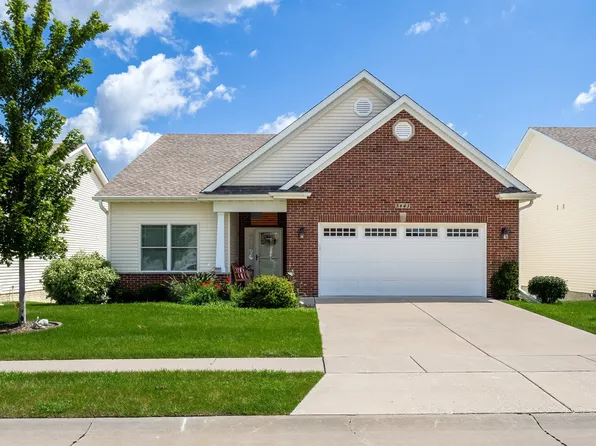 5843 Danielle Dr, Bettendorf, IA 52722