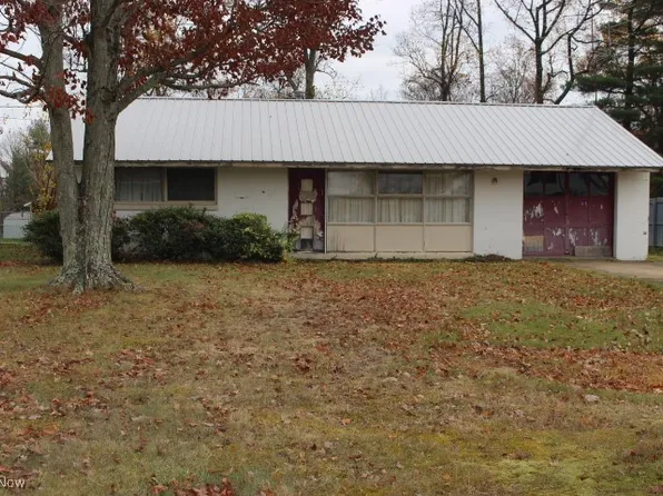 105 Sunnyhill Dr, Marietta, OH 45750