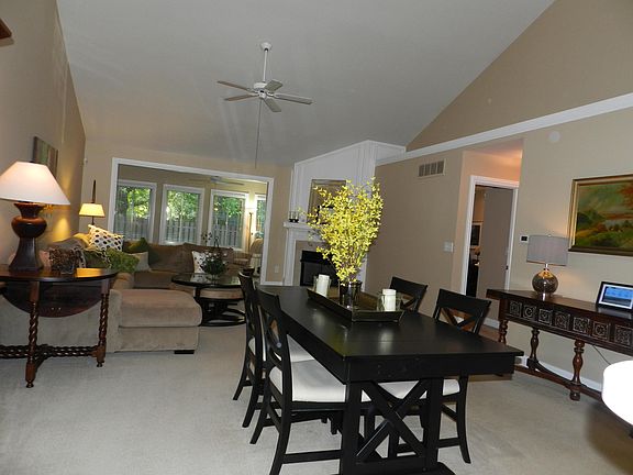 5th image of 7863 Linksview Cir