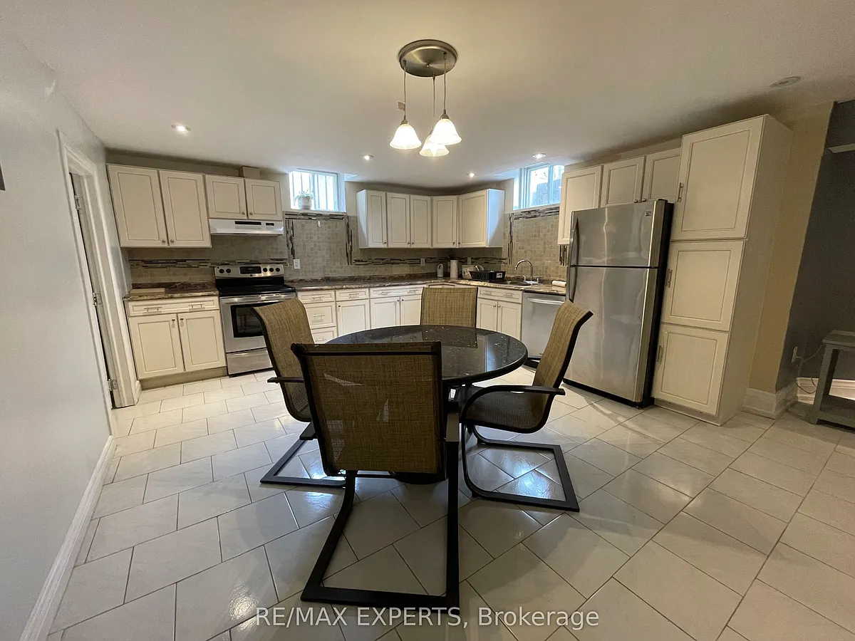 Photo 1 of 7 - 145 Columbus Ave #BASEMENT - Vaughan, ON Primary Photo - 145 Columbus Ave #BASEMENT