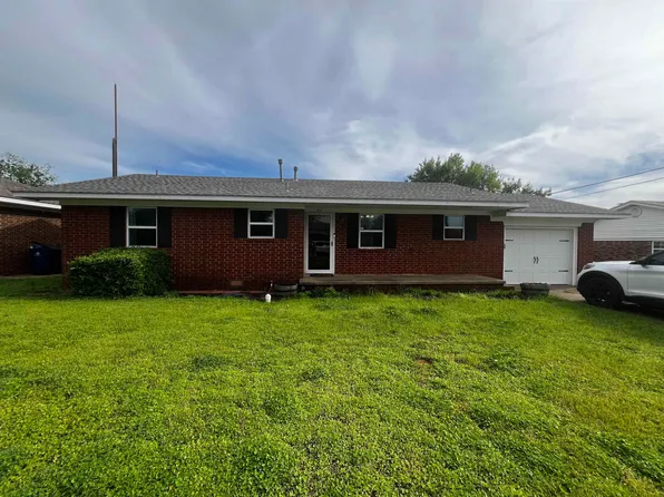 918 W Choctaw St, Marlow, OK 73055