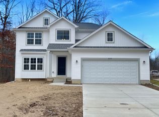 2391 Gallant Fox Way, Saint Johns, MI