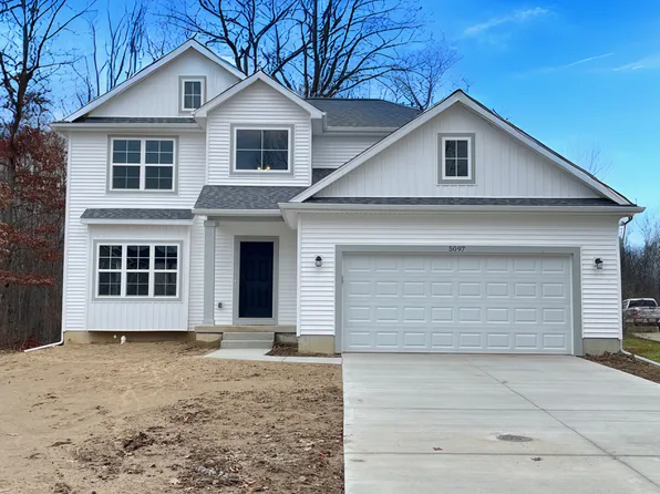 2391 Gallant Fox Way, Saint Johns, MI 48879