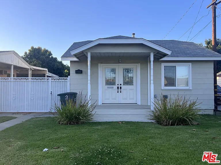 9251 Rio Dell St — Photo 1