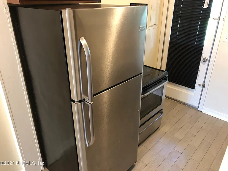 5215 San Juan Ave #1 — Photo 5