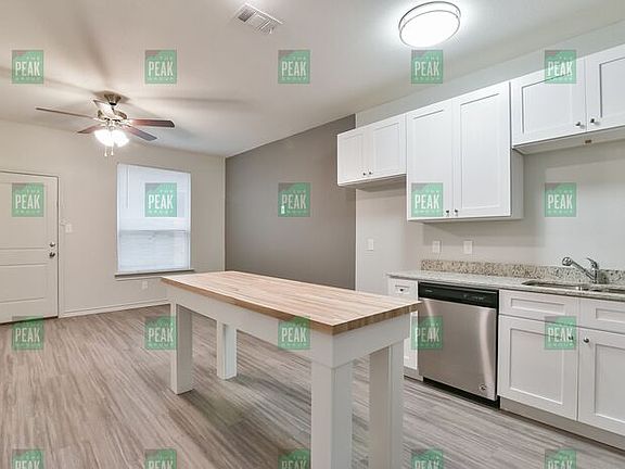 5th image of 3305 Brambleton Hill Pl