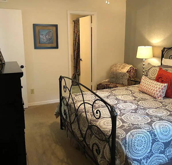 River Park Apartments — Photo 43