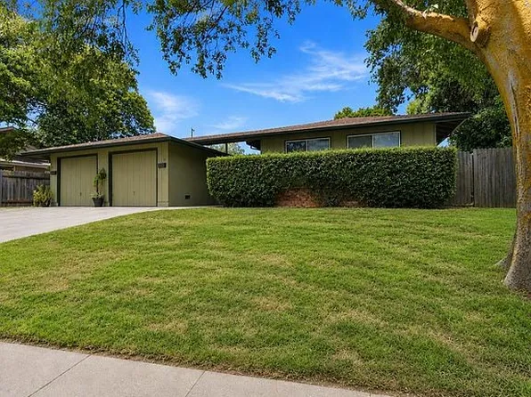 33-35 Simmons Way, Davis, CA 95616