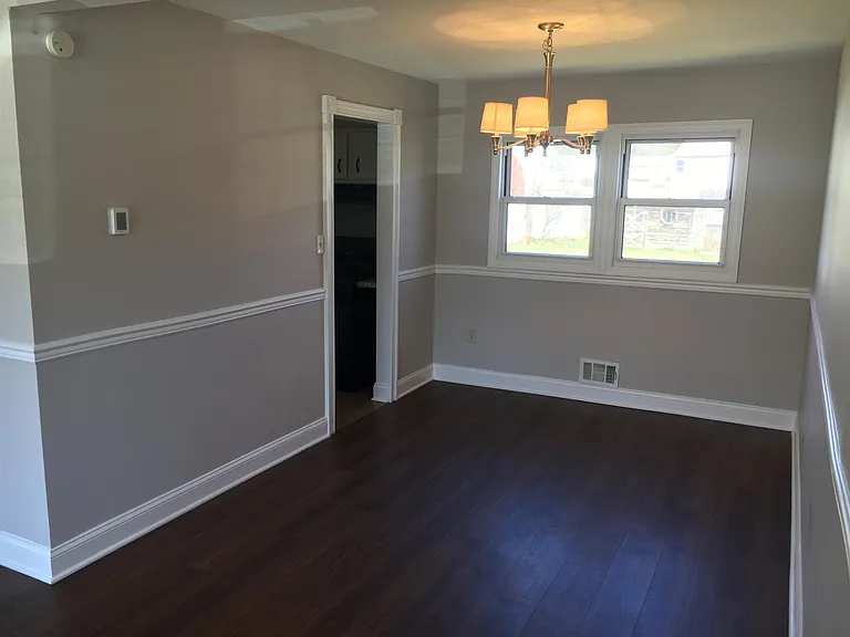 14 Wickford Ave — Photo 1