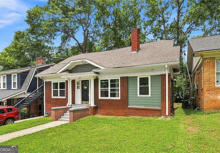 Listing photo 2