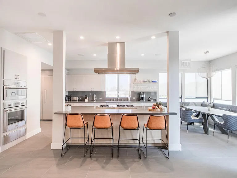 1115 14th St #Penthouse 306 — Photo 6