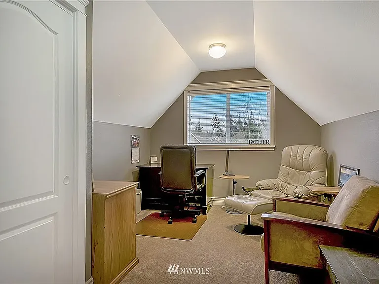 4463 Castlerock Dr — Photo 20