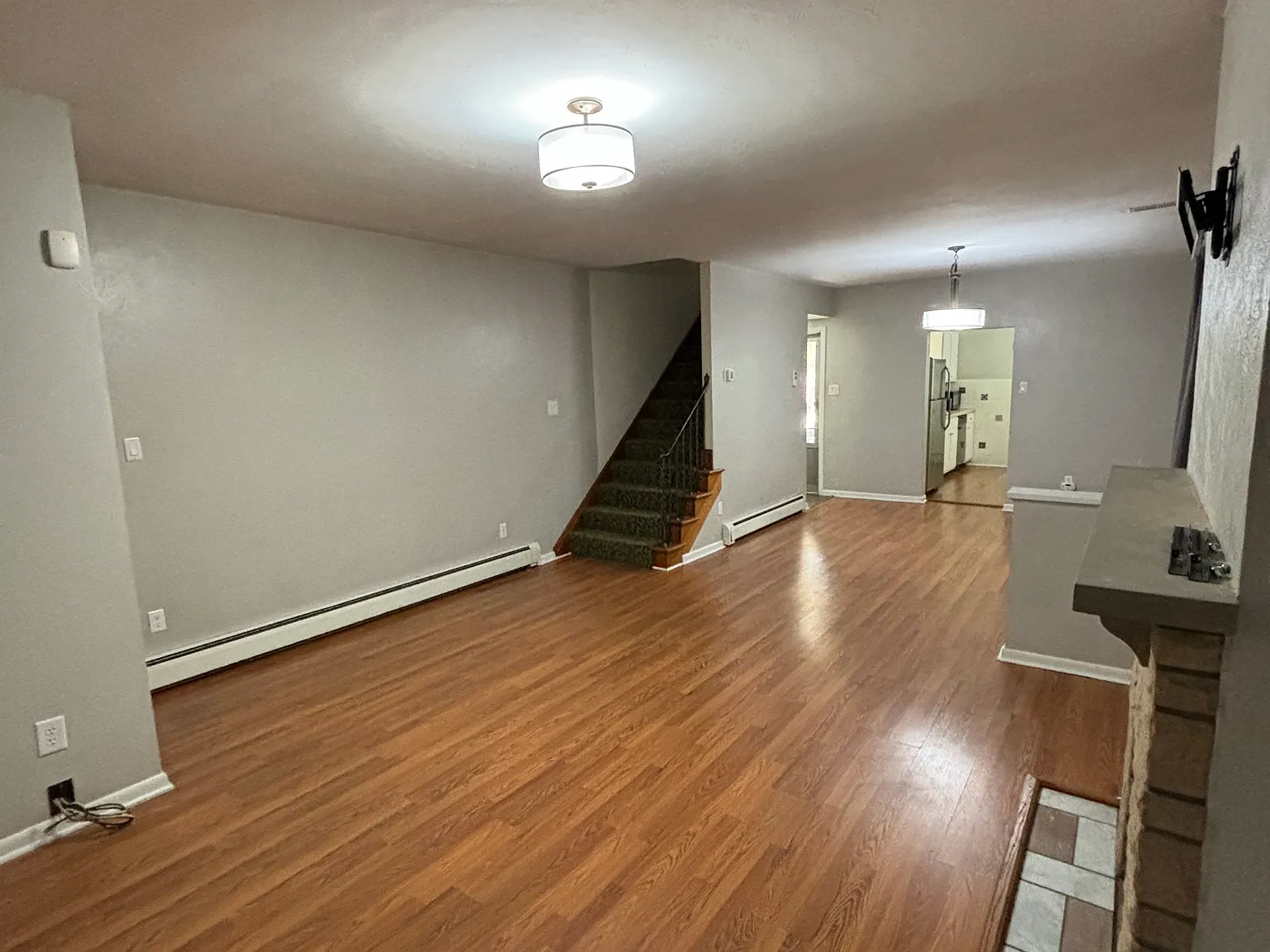 166 Southern Ave — Photo 4