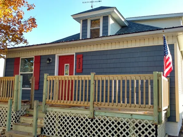 702 Main St, Cuba City, WI 53807