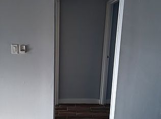 24-20 31st St #3F, Astoria, NY 11102
