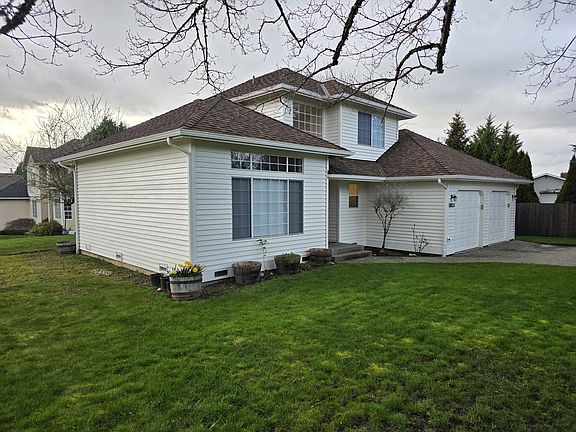 2nd image of 13023 84th Ave NE