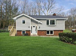 512 N Lake Shore Dr, West Milford Twp., NJ 07421