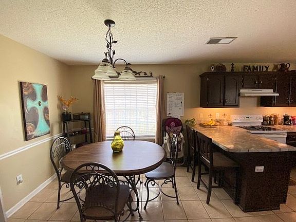 4th image of 145 Winding Creek Dr
