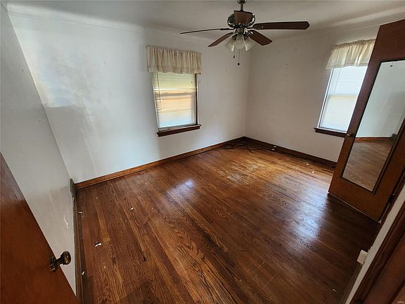 4th image of 5546 Floy Ave