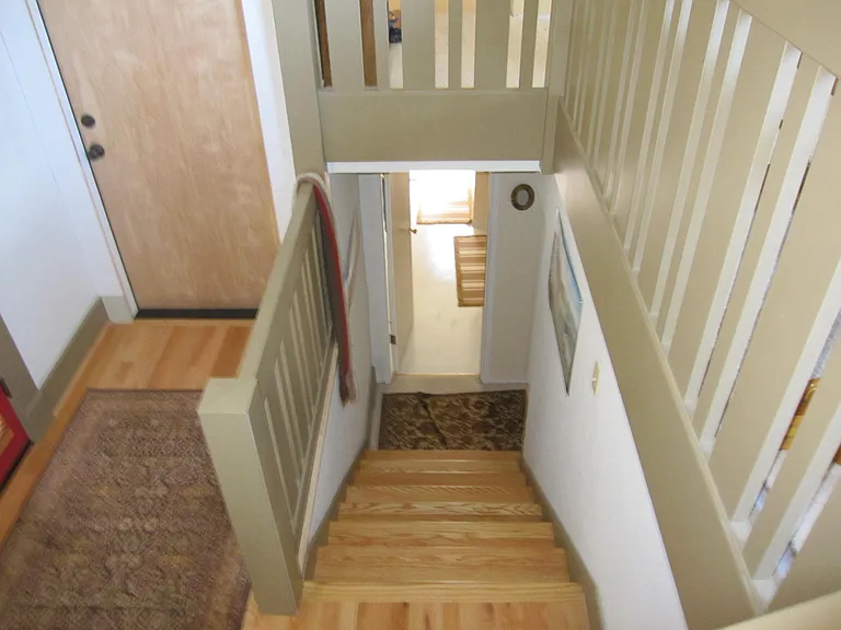 Entry looking Downstairs