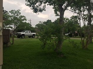 8012 Bellwood Dr, Hitchcock, TX 77563