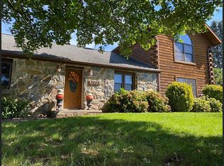 3045 Freysville Rd, Red Lion, PA 17356