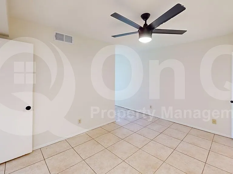4901 S Calle Los Cerros Dr #103 — Photo 5