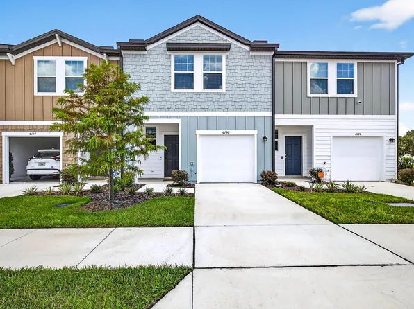 6150 Calle Ochoa St, Zephyrhills, FL 33542