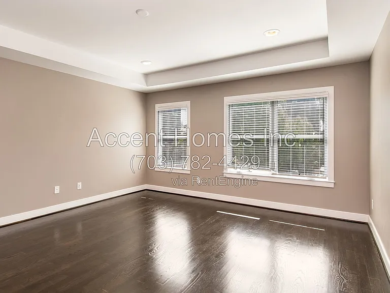 210 S Patrick St — Photo 11